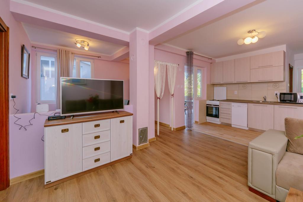 Paradise Bay Apartments Котор Екстер'єр фото